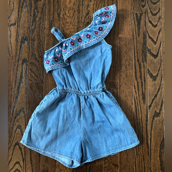 abercrombie kids Girls 5-6Y Denim One Shouldered Romper w/Pockets & Embroidery - Picture 1 of 11